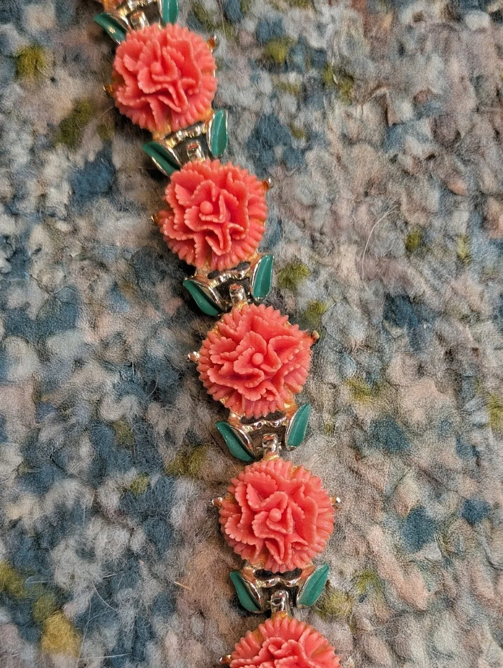 Vintage Floral Choker Necklace - Picture 5 of 5